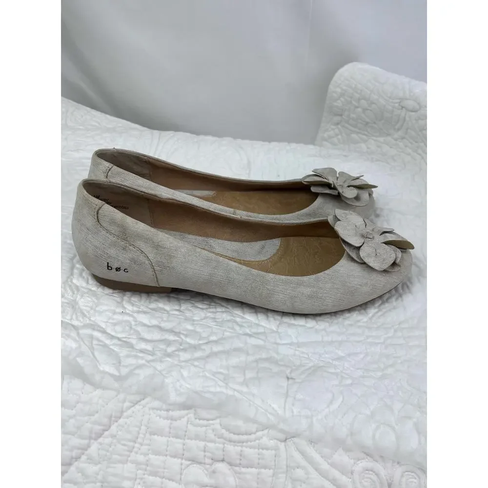 BOC Born Women 10 Gold/White Faux Leather Loafer Flower Adornment Summer Shoe